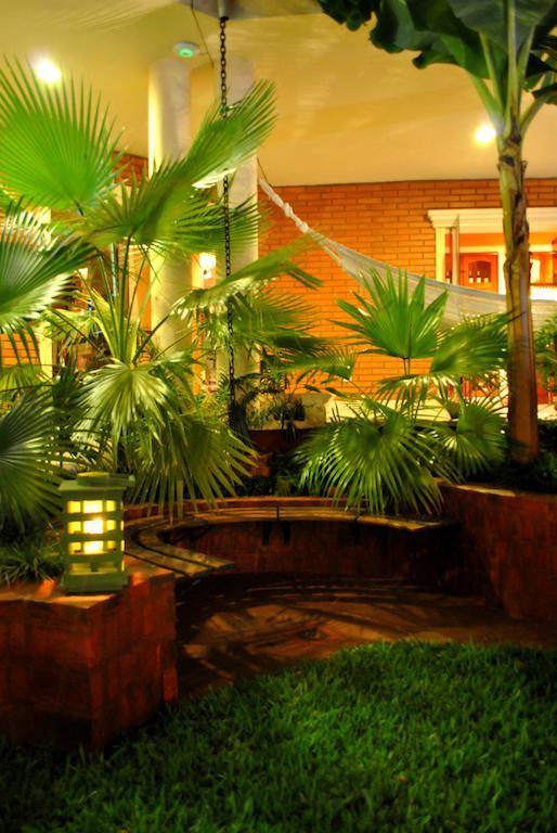 Villa Floreal Hotel Boutique Asuncion Buitenkant foto