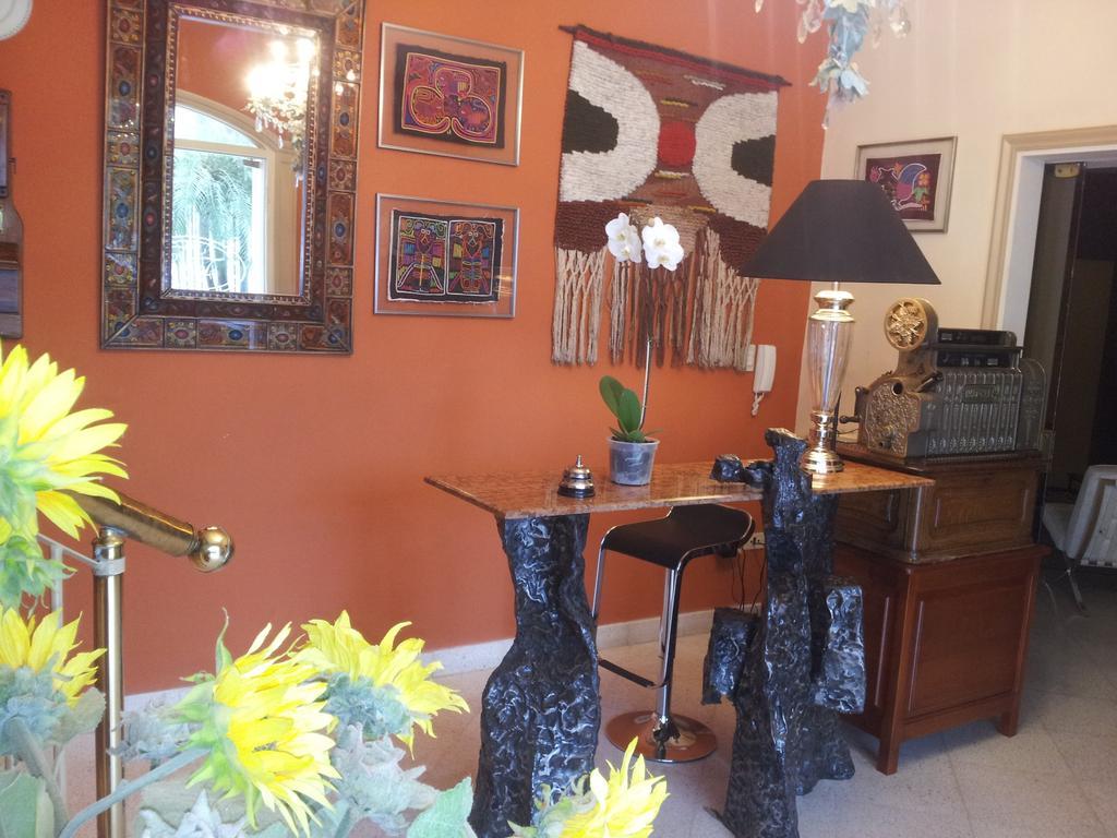 Villa Floreal Hotel Boutique Asuncion Buitenkant foto